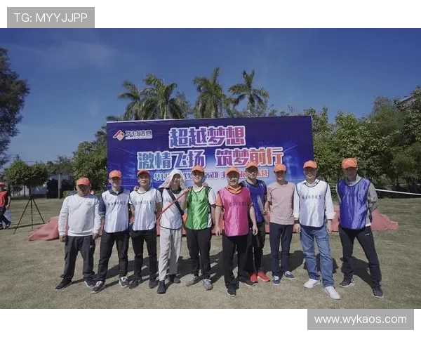 聚焦体育青少年赛场点燃拼搏激情共筑未来梦想新篇章奋进时代荣光 - 副本 (5)