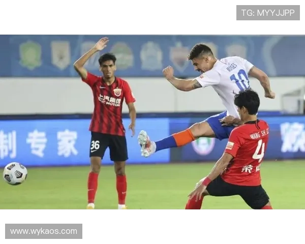 中超激战持续升温各队争冠形势瞬息万变球迷热议不断 - 副本 (2)